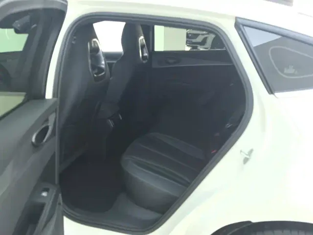 BYD Seal 06 — Фото автомобиля 11