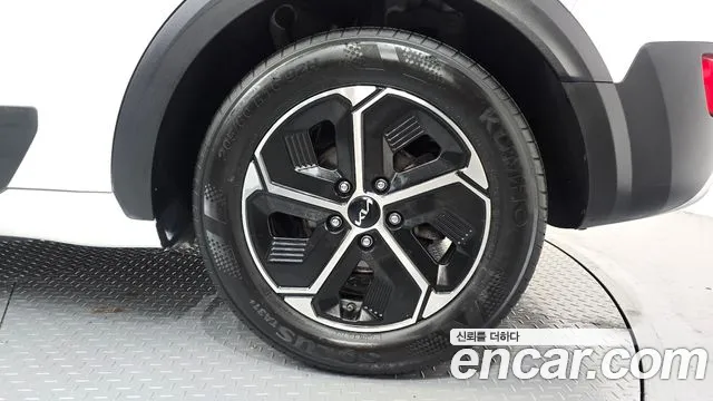 Kia Niro The All New Niro — Фото автомобиля 5