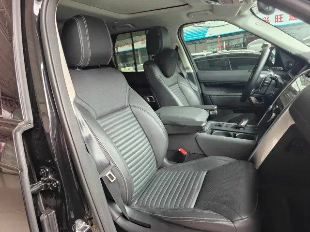 Land Rover Discovery — Фото автомобиля 7