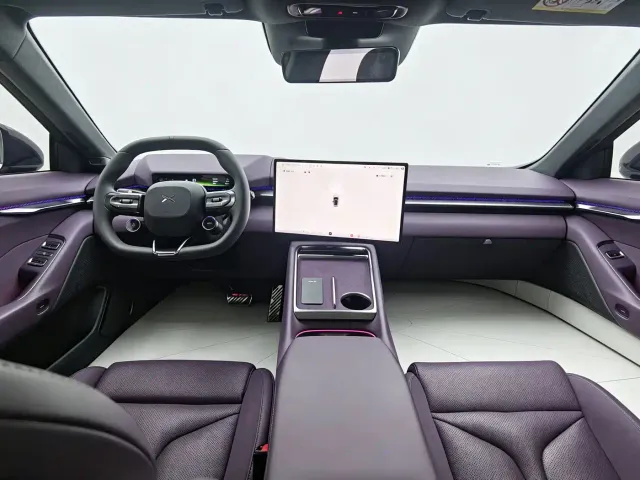 Xpeng P7 — Фото автомобиля 6