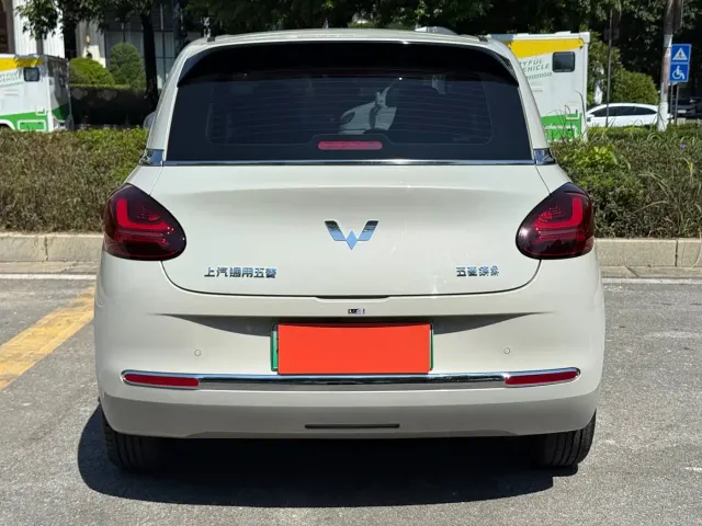 Wuling Bingo — Фото автомобиля 5