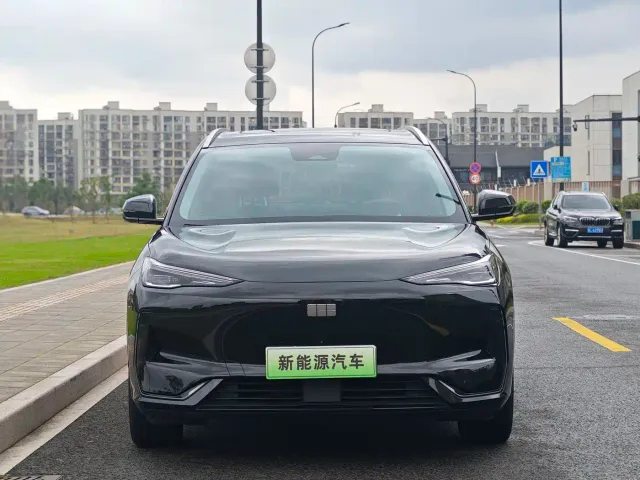 Geely Galaxy E5 — Фото автомобиля 2