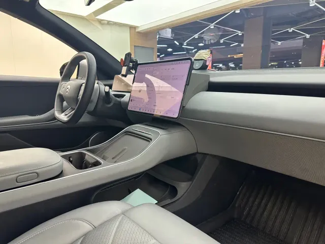 Nio ET5 Touring — Фото автомобиля 19