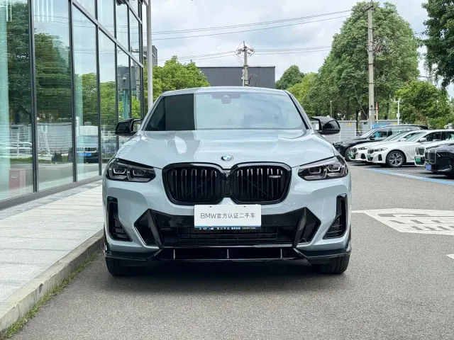BMW X4 M40i — Фото автомобиля 2