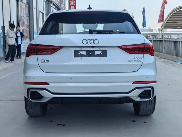 Audi Q3 — Фото автомобиля 5