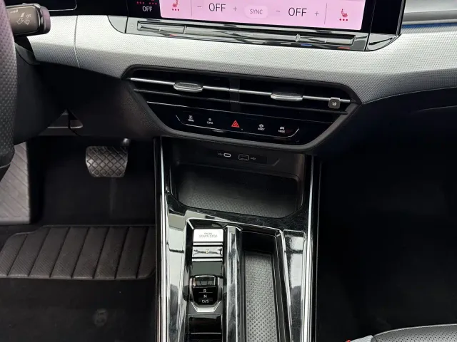 Volkswagen Lamando — Фото автомобиля 15