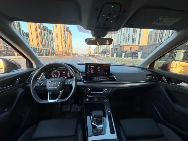 Audi Q5L — Фото автомобиля 6
