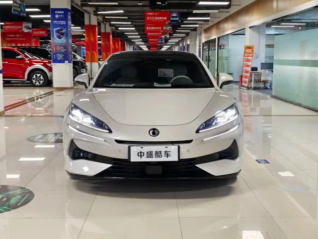 Denza Z9GT — Фото автомобиля 3