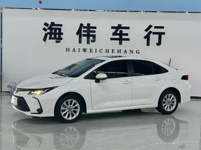 Фотография автомобиля — Toyota Corolla