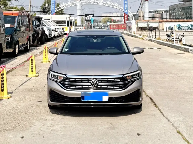 Volkswagen Sagitar — Фото автомобиля 2