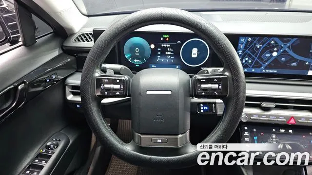 Hyundai Grandeur GN7 — Фото автомобиля 12