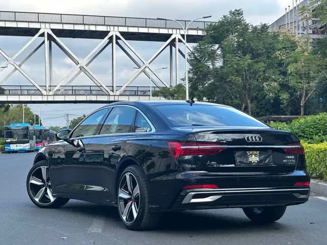 Audi A6L — Фото автомобиля 5