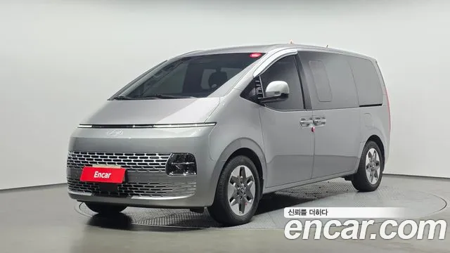 Фотография автомобиля — Hyundai Staria