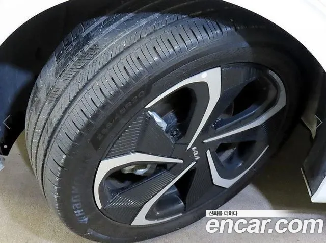 Kia EV6 — Фото автомобиля 20