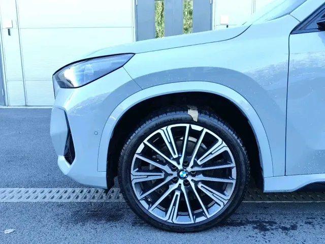 BMW X1 — Фото автомобиля 14
