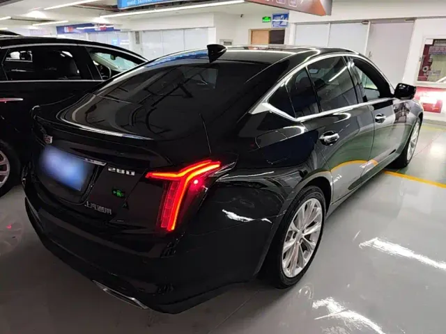 Cadillac CT5 — Фото автомобиля 6
