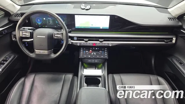 Hyundai Grandeur GN7 — Фото автомобиля 10