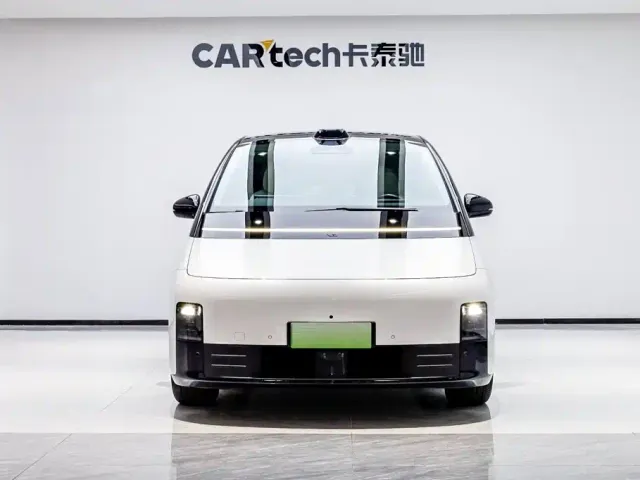 Фотография автомобиля — Li Auto MEGA