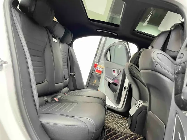 Mercedes-Benz C-Class — Фото автомобиля 8