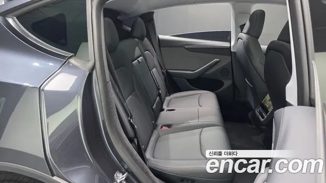 Tesla Model Y Модель Y — Фото автомобиля 3