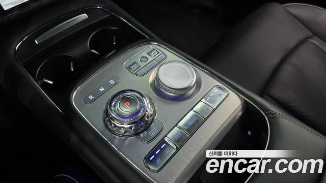 Genesis G90 Бензин 3.5 турбо AWD — Фото автомобиля 2