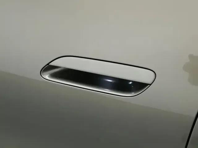 Xiaomi Auto Xiaomi SU7 2024 AWD Extended Range Advanced Smart Driving Max Edition — Фото автомобиля 18