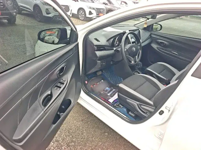 Toyota YARiS L Zhi Xuan — Фото автомобиля 15