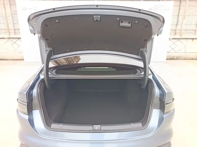 BYD Seal 05 DM-i — Фото автомобиля 17