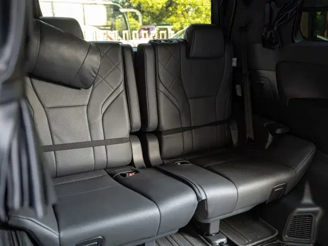 Toyota Alphard — Фото автомобиля 22