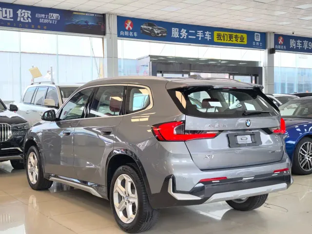 BMW X1 — Фото автомобиля 5
