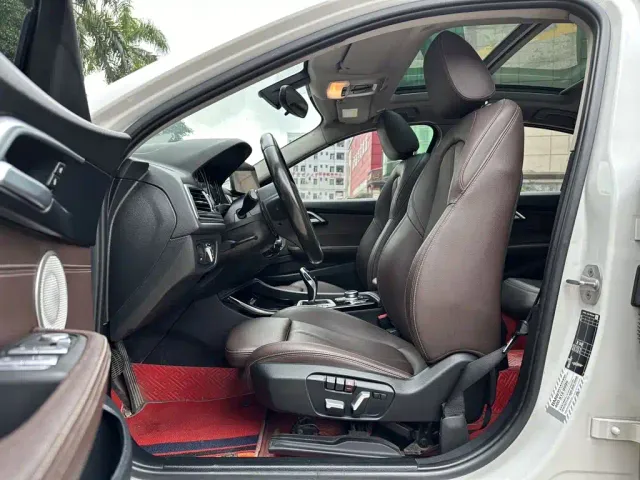 BMW 1 Series — Фото автомобиля 4