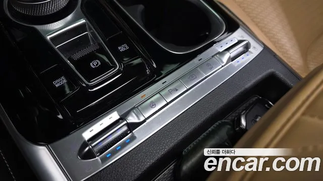 Kia Canival Carnival 4 поколение Дизель 7 мест Signature — Фото автомобиля 26