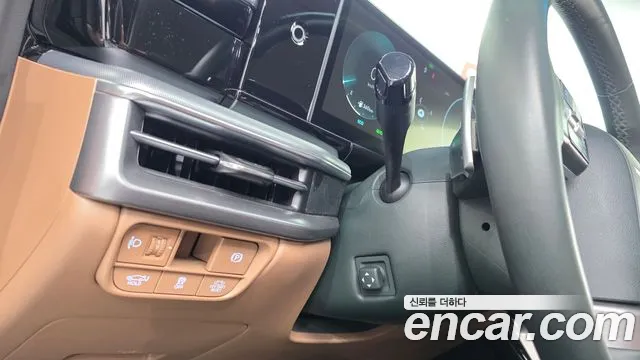 Hyundai Grandeur GN7 — Фото автомобиля 27