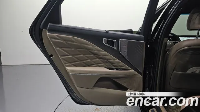 Kia K8 K8 Hybrid — Фото автомобиля 25