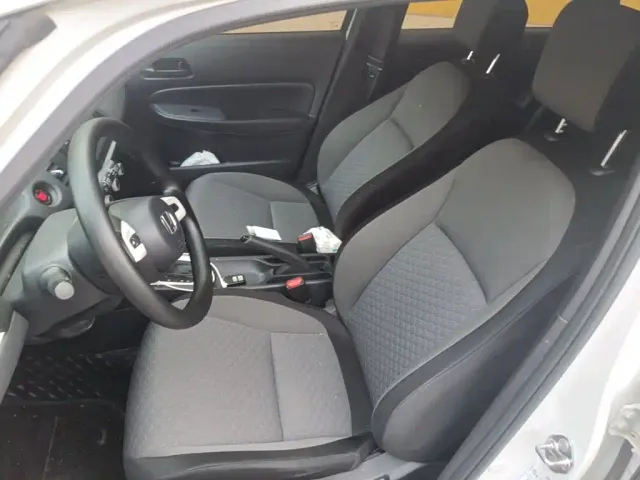Honda Fit — Фото автомобиля 11