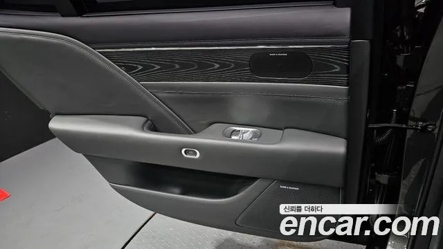 Genesis G90 Бензин 3.5 Turbo 2WD — Фото автомобиля 25