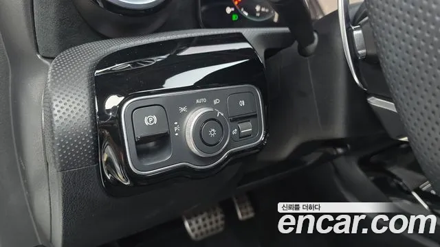 Mercedes-Benz A-Class W177 — Фото автомобиля 26