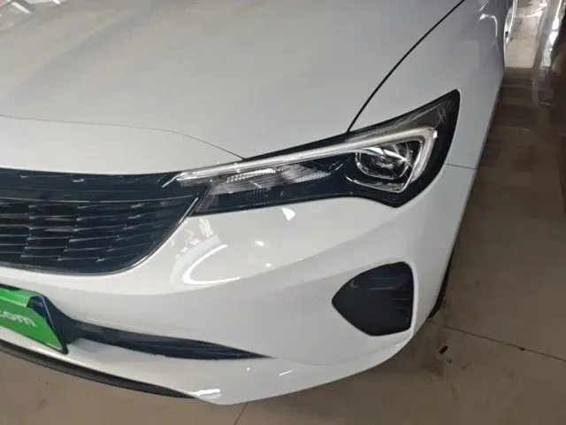Buick Verano — Фото автомобиля 23