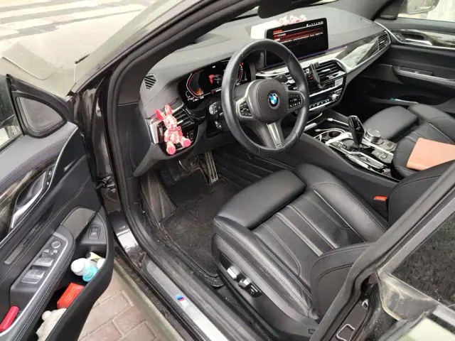 BMW 6 Series Gran Turismo — Фото автомобиля 9