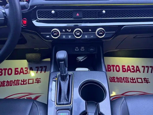 Honda Civic — Фото автомобиля 12