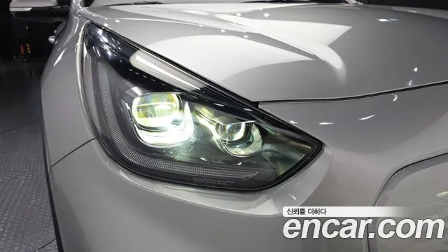 Kia Niro — Фото автомобиля 6