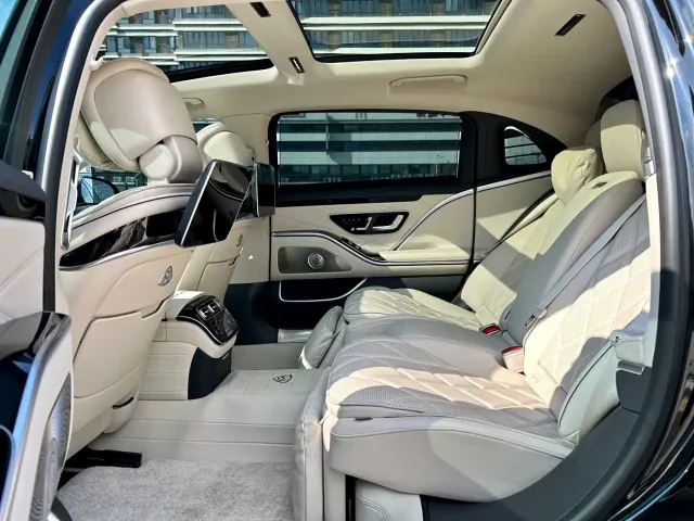 Mercedes-Benz Maybach S-Class — Фото автомобиля 11