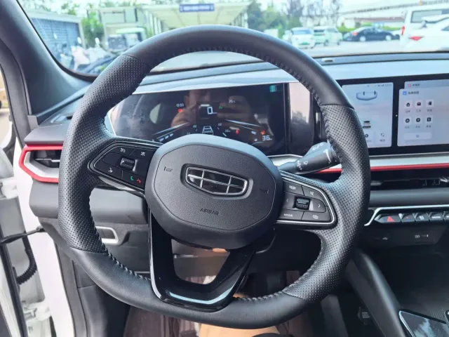 Geely Binyue — Фото автомобиля 20