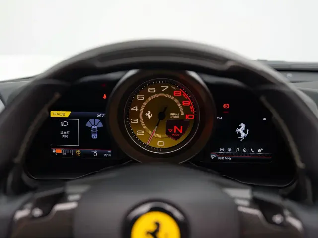 Ferrari F8 — Фото автомобиля 21