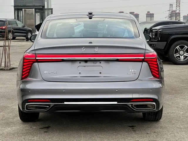 Hongqi H5 — Фото автомобиля 5
