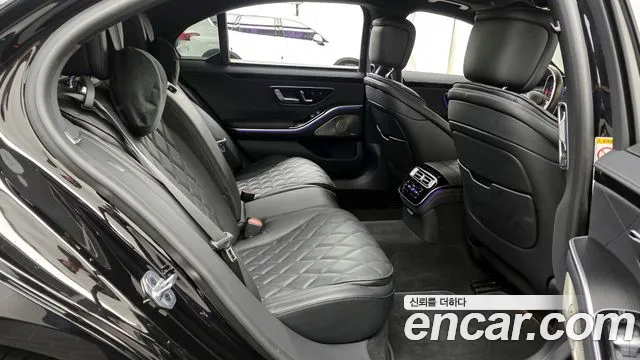 Mercedes-Benz S-Class — Фото автомобиля 12