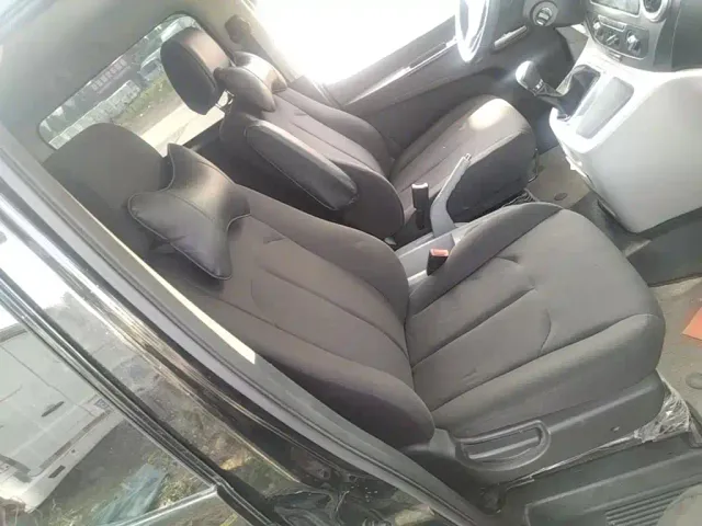JAC Refine M3 — Фото автомобиля 24