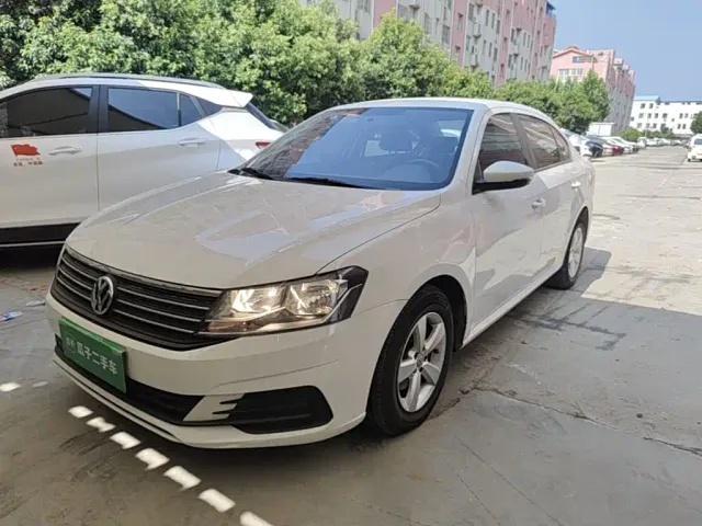 Фотография автомобиля — Volkswagen Lavida