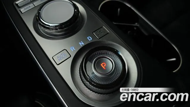 Genesis GV70 Electrified — Фото автомобиля 12