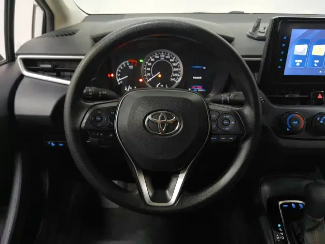 Toyota Corolla — Фото автомобиля 11